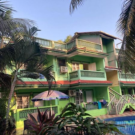 Hotel O Calangute Beach Resort Кандолим Экстерьер фото